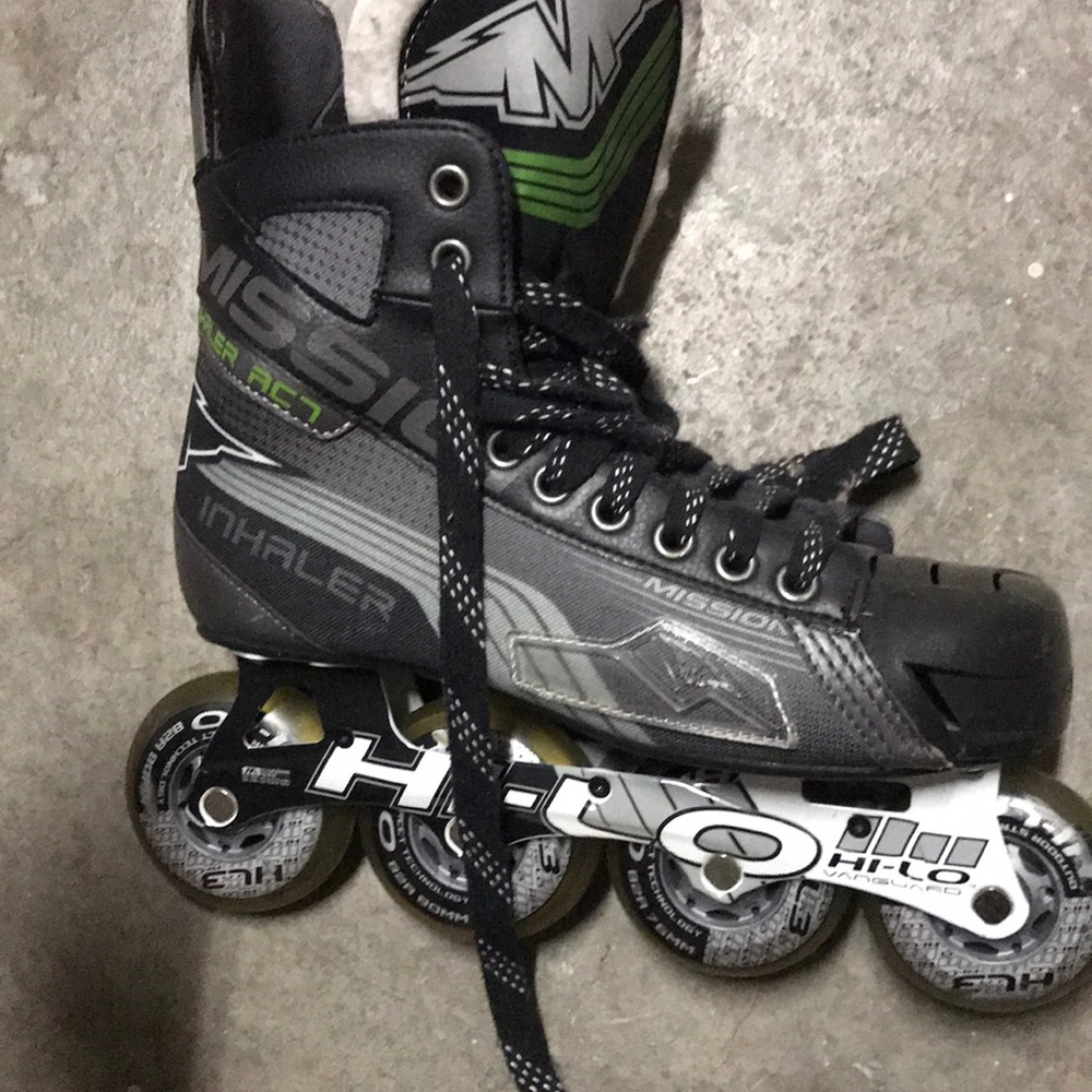 hockey skates